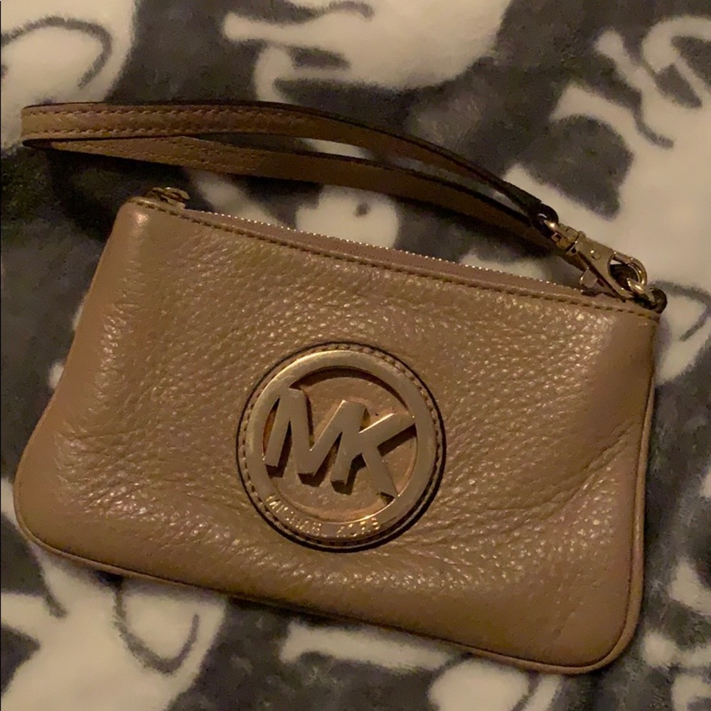 Michael Kors wristlet